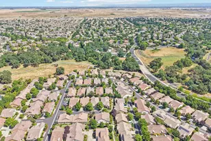 1176 Volonne Dr, Roseville, CA 95747 - Photo 41