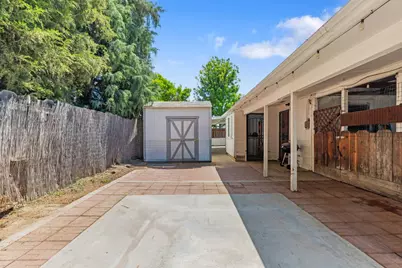 638 Orange Avenue, Ripon, CA 95366 - Photo 21