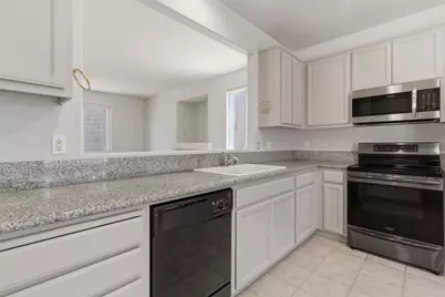 4318 Highbridge Lane, Stockton, CA 95206 - Photo 9