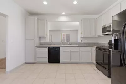 4318 Highbridge Lane, Stockton, CA 95206 - Photo 11