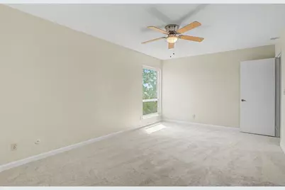 6 Lacota Court, Sacramento, CA 95823 - Photo 23