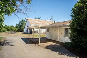 1090 Gilstrap Ave, Gridley, CA 95948 - Photo 7