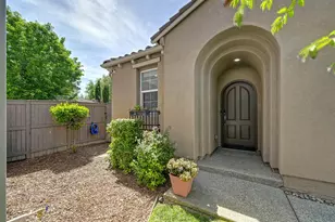 17 Kings Beach Pl, Sacramento, CA 95835 - Photo 3