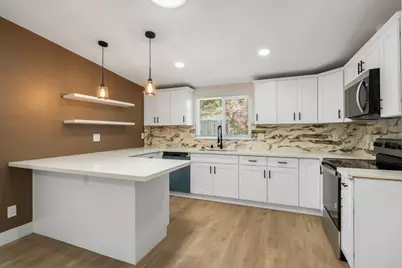 924 Cummins Way, West Sacramento, CA 95605 - Photo 9
