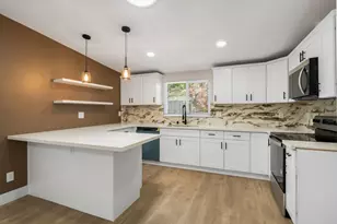 924 Cummins Way, West Sacramento, CA 95605 - Photo 9
