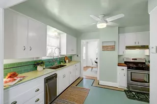 1916 45th St, Sacramento, CA 95819 - Photo 19