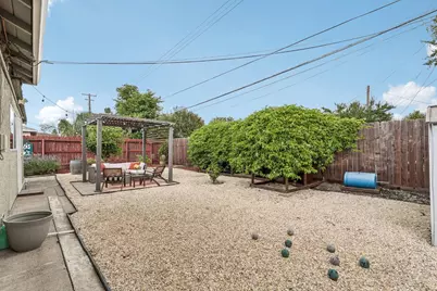 5031 Quonset Drive, Sacramento, CA 95820 - Photo 27