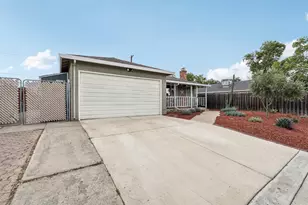 5031 Quonset Dr, Sacramento, CA 95820 - Photo 3