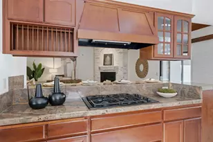 1812 Summerhill Dr, Roseville, CA 95661 - Photo 13