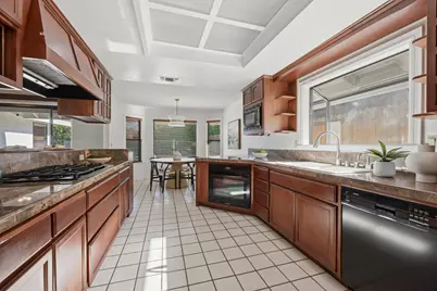 1812 Summerhill Drive, Roseville, CA 95661 - Photo 11