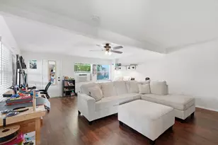 2702 Burl Ct, Hanford, CA 93230 - Photo 19