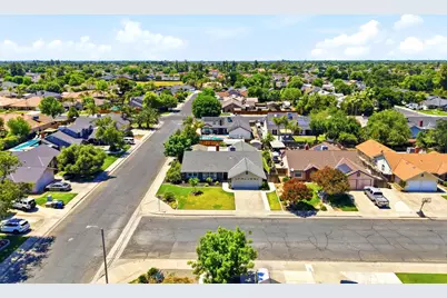 2702 Burl Court, Hanford, CA 93230 - Photo 41