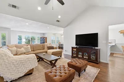 2702 Burl Court, Hanford, CA 93230 - Photo 11