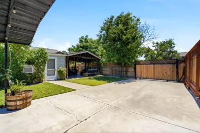 2702 Burl Court, Hanford, CA 93230 - Photo 39