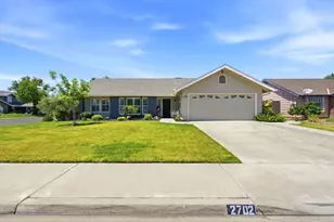 2702 Burl Ct, Hanford, CA 93230 - Photo 1