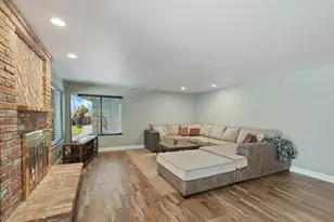 230 River Oaks Dr, Lodi, CA 95240 - Photo 21