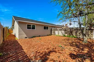 800 Woodrow St, Lodi, CA 95240 - Photo 13