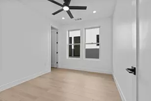 2817 Democracy Alley, Sacramento, CA 95816 - Photo 29