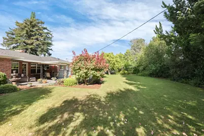 704 Rimby Avenue, Lodi, CA 95240 - Photo 11