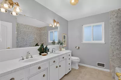 4831 Finlandia Way, Carmichael, CA 95608 - Photo 37