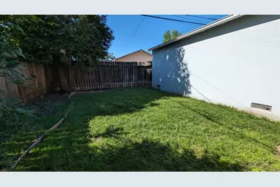 3771 Miller Way, Sacramento, CA 95817 - Photo 5