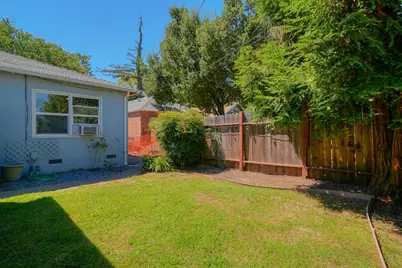 3771 Miller Way, Sacramento, CA 95817 - Photo 33