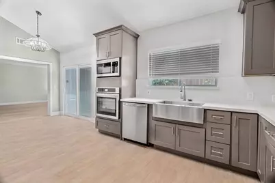 360 Mount Oso Avenue, Tracy, CA 95376 - Photo 9