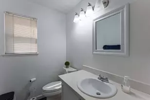 8984 Agate Creek Ct, Elk Grove, CA 95758 - Photo 13