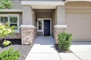 10112 Frank Greg Way, Elk Grove, CA 95757 - Photo 5