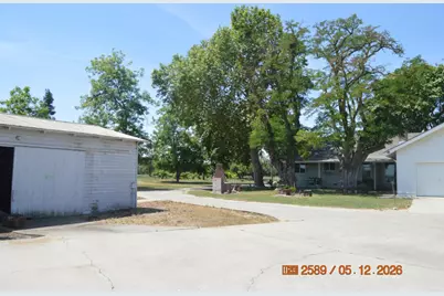 1706 N Washington Road, Turlock, CA 95380 - Photo 15