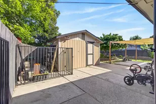 5700 Revelstok Dr, Sacramento, CA 95842 - Photo 47