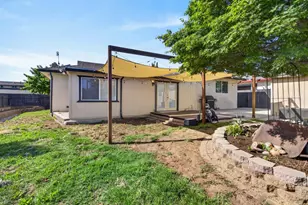 5700 Revelstok Dr, Sacramento, CA 95842 - Photo 41