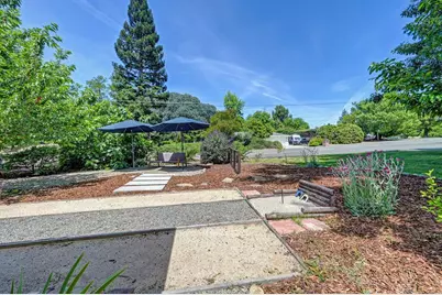 9798 Blue Lake Drive, Folsom, CA 95630 - Photo 37