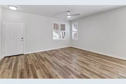 9649 Glacier Creek Way, Elk Grove, CA 95624 - Photo 17