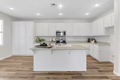 9649 Glacier Creek Way, Elk Grove, CA 95624 - Photo 11