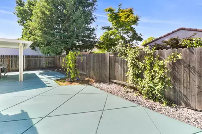 9649 Glacier Creek Way, Elk Grove, CA 95624 - Photo 47