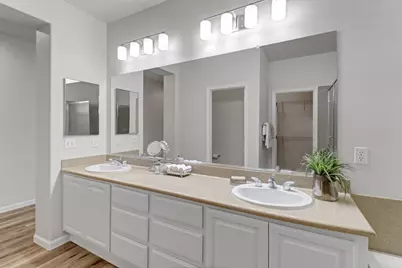 9649 Glacier Creek Way, Elk Grove, CA 95624 - Photo 27