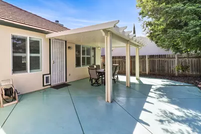 9649 Glacier Creek Way, Elk Grove, CA 95624 - Photo 37