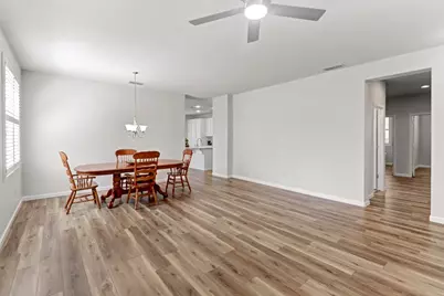 9649 Glacier Creek Way, Elk Grove, CA 95624 - Photo 19