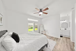 7775 Dersingham Dr, Sacramento, CA 95829 - Photo 37