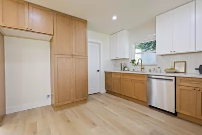 846 Vallejo Way, Sacramento, CA 95818 - Photo 5