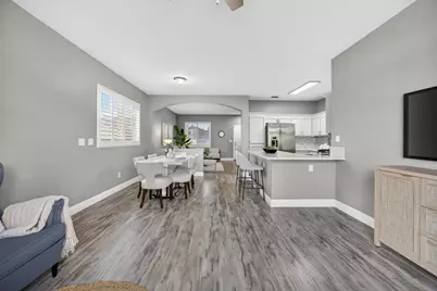 7915 Neyland Way, Sacramento, CA 95829 - Photo 19