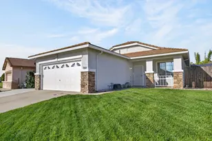 7915 Neyland Way, Sacramento, CA 95829 - Photo 3