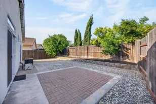 7915 Neyland Way, Sacramento, CA 95829 - Photo 39