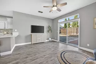 7915 Neyland Way, Sacramento, CA 95829 - Photo 17