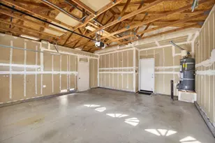 7915 Neyland Way, Sacramento, CA 95829 - Photo 37