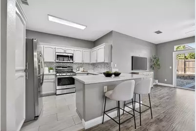 7915 Neyland Way, Sacramento, CA 95829 - Photo 11