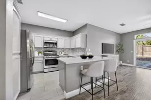 7915 Neyland Way, Sacramento, CA 95829 - Photo 11