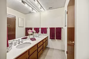 1455 University Ave, Sacramento, CA 95825 - Photo 37
