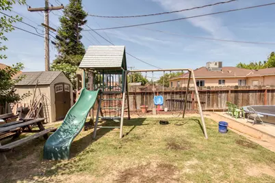 252 E Clinton Avenue, Atwater, CA 95301 - Photo 21